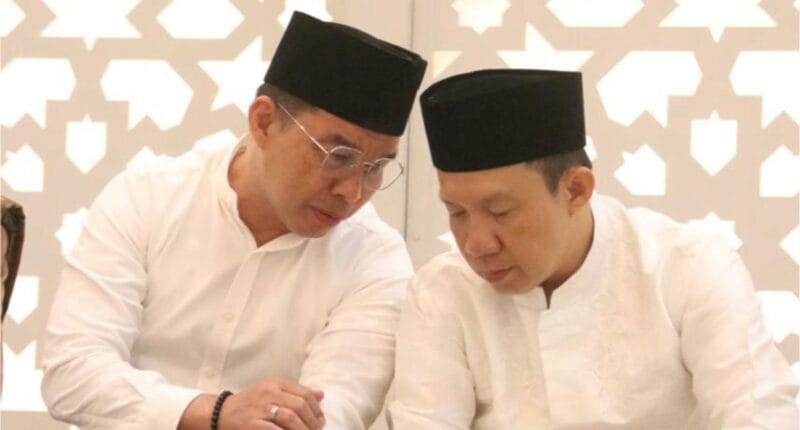 Dr. Yanuar Irawan, S.E., M.M. (kiri), Ketua Komisi V DPRD Provinsi Lampung, saat menghadiri kegiatan Refleksi Akbar dan Doa Bersama di Masjid Raya Al-Bakrie, Bandar Lampung, Sabtu (27/12/2025)